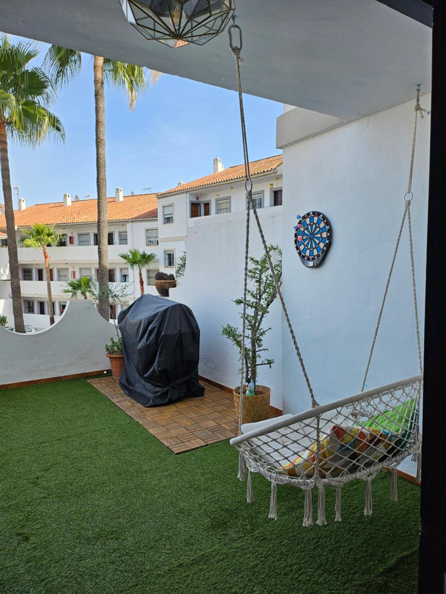 Apartamento En Mijas Con Terraza, Capacidad Para 5 Personas Con Piscina De Temporada Málaga Extérieur photo